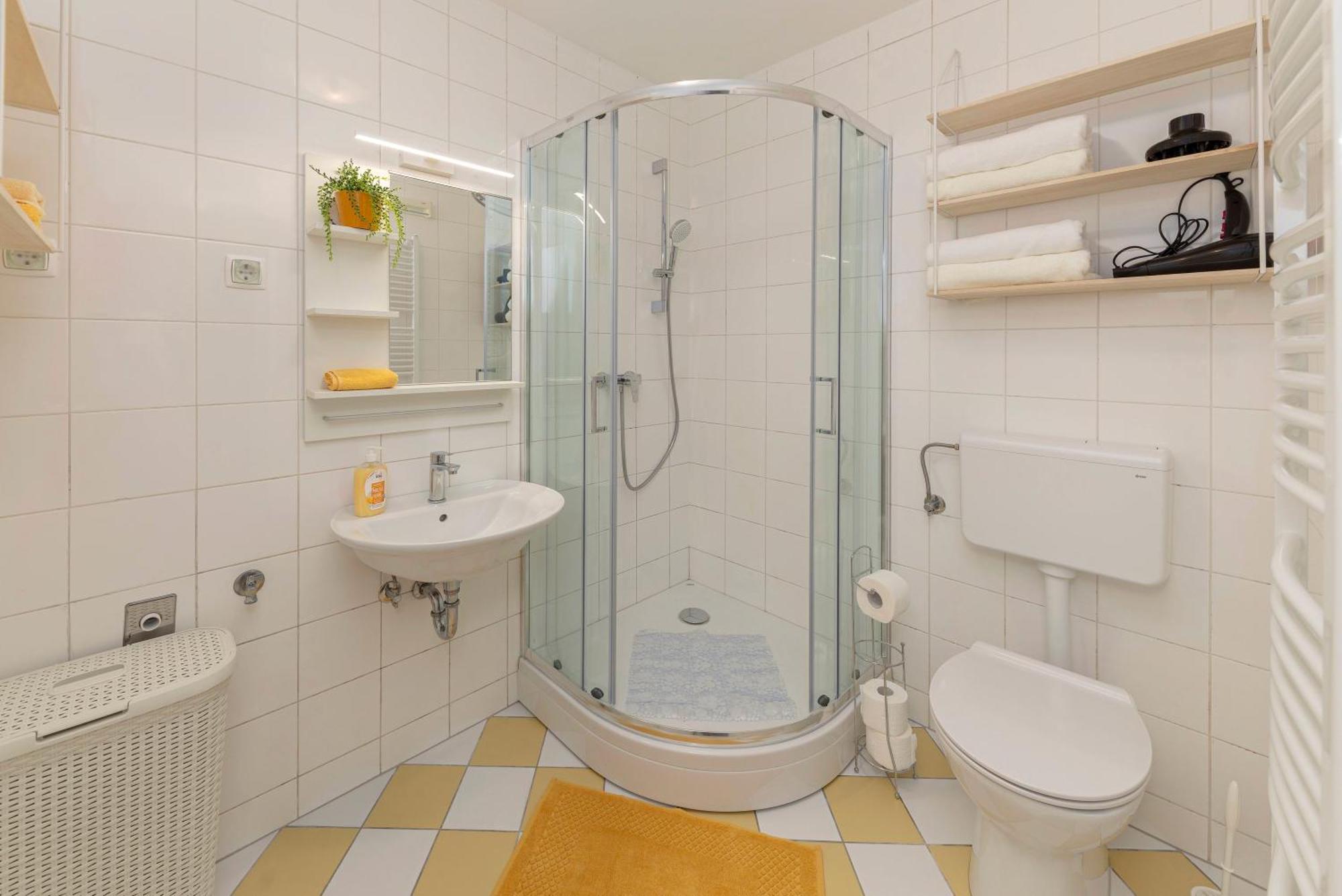 Cozy Garden Flat Apartman Ljubljana Kültér fotó